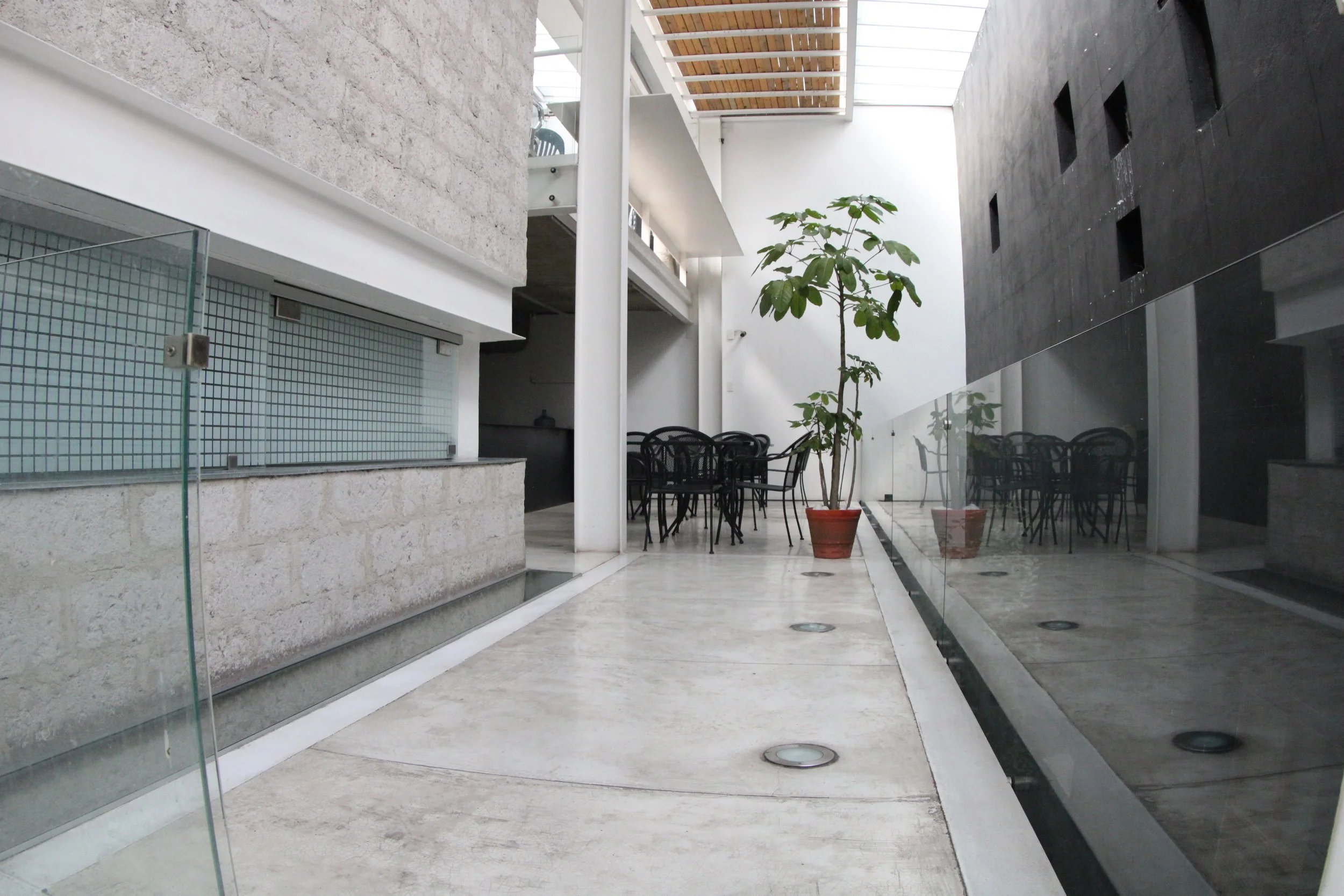 Patio interior de la sede Proyecto Arte 7